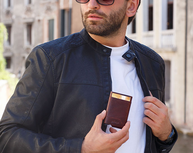 خرید کیف پول پولاریس